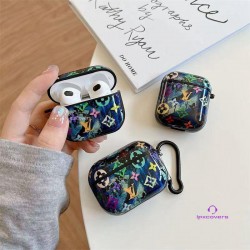 ルイビトンブランドairpods Pro2ケースオフホワイト カラビナ付き