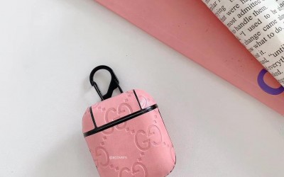 カラビナ付き Gucci Airpods Pro1/2ケース 人気 ブランド 高級