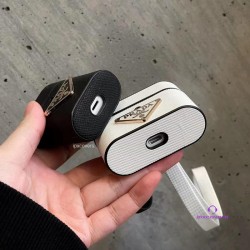 プラダブランドairpods Pro2ケースprada ハンドストラップ付き