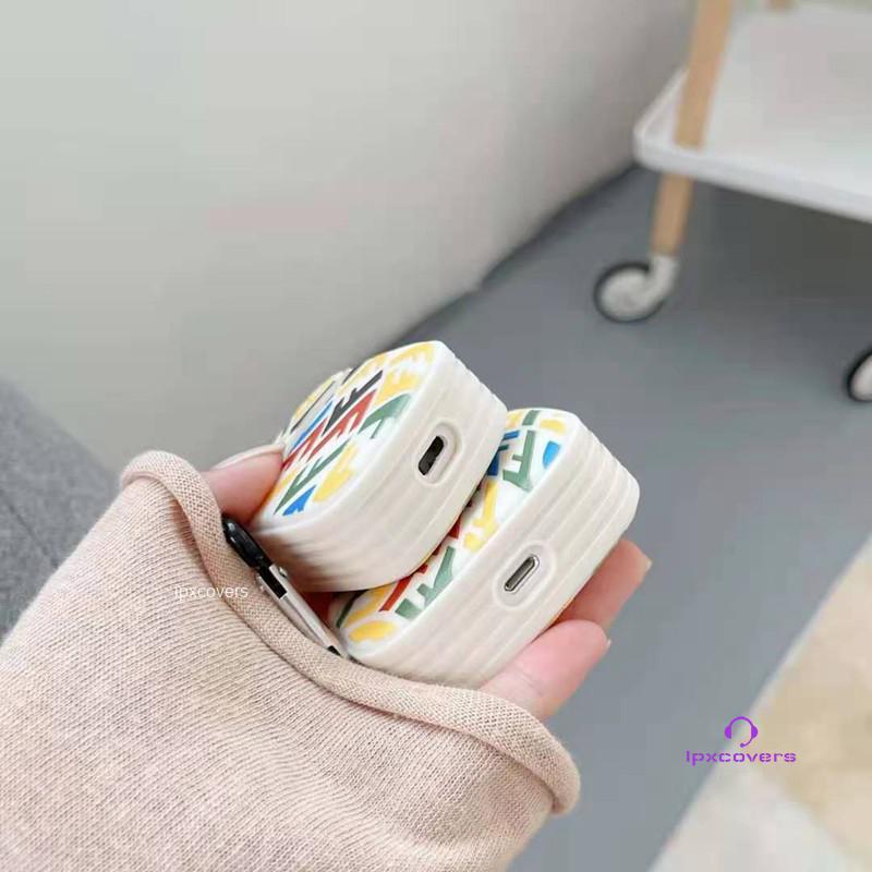 ルイヴィトン エアポッツ 