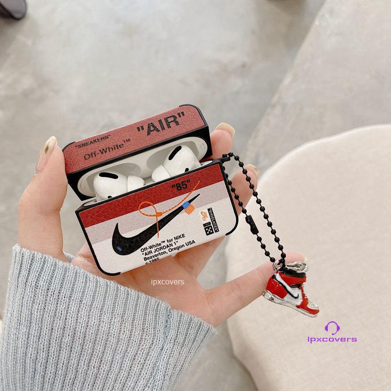 AirPods ケース サイズ 